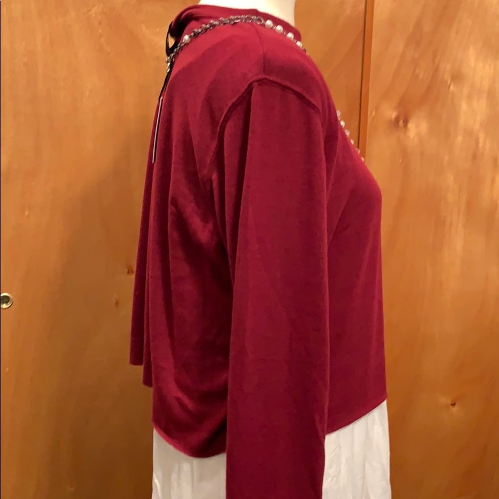 BNWT pullover - Picture 3 of 5